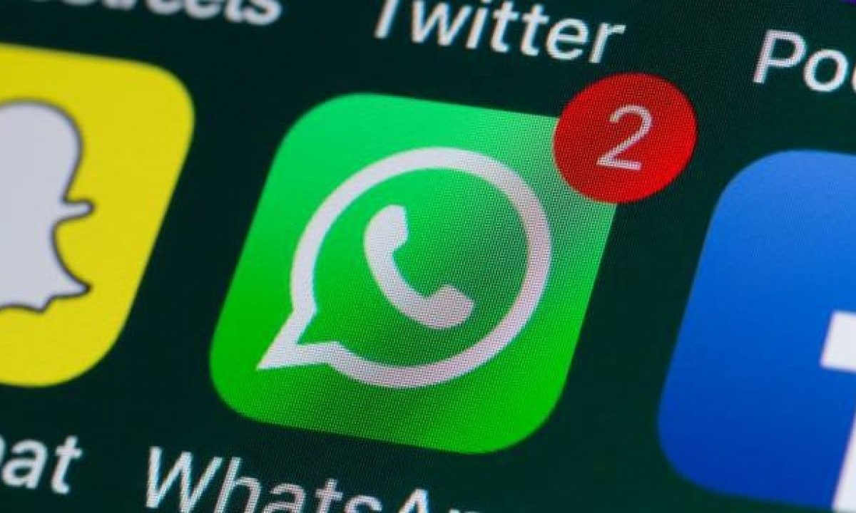 Lazio finalmente su WhatsApp per i tifosi: il nuovo canale ufficiale arriva in ritardo rispetto ad altri club